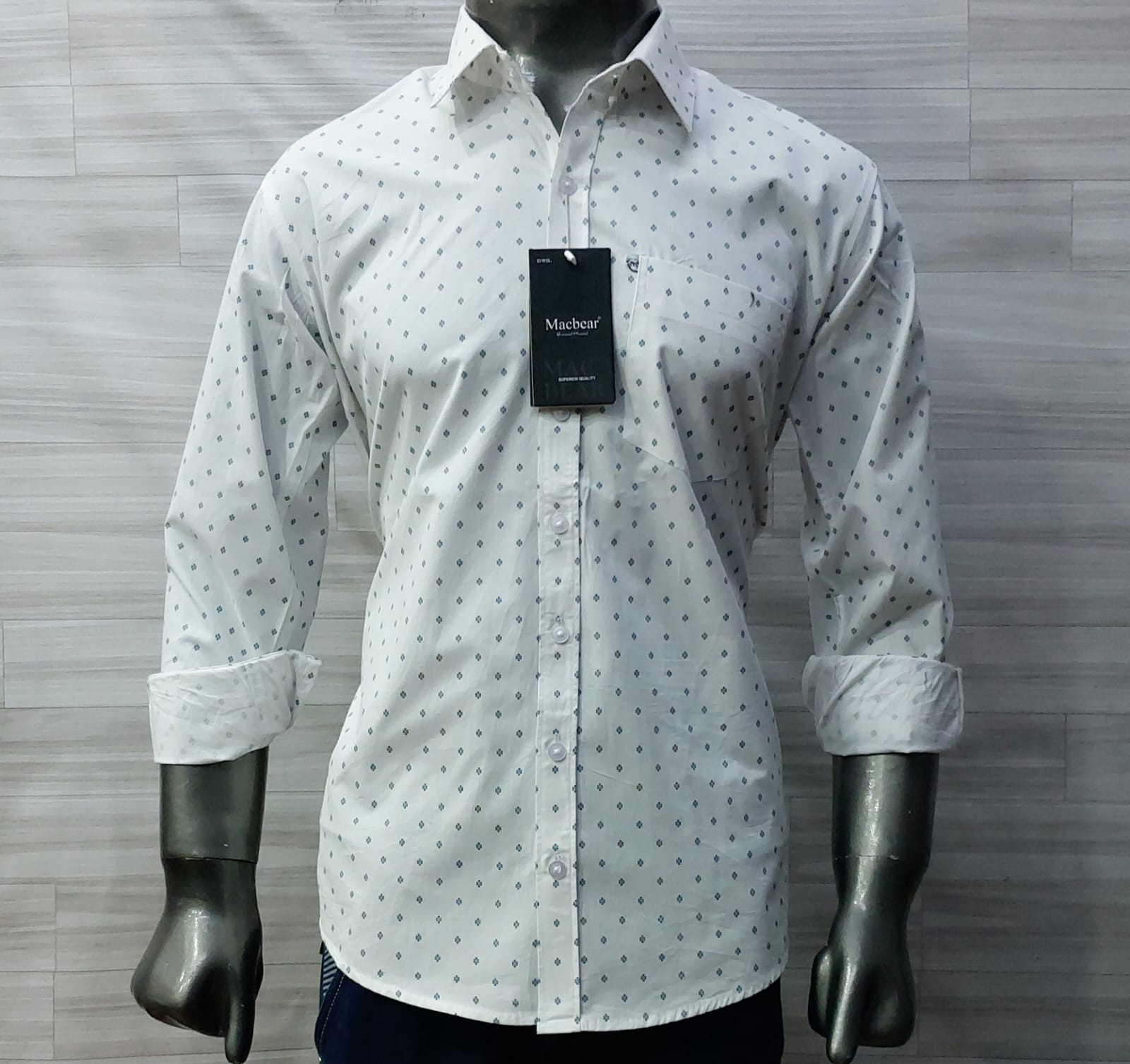 Macbear Casual dotted shirt